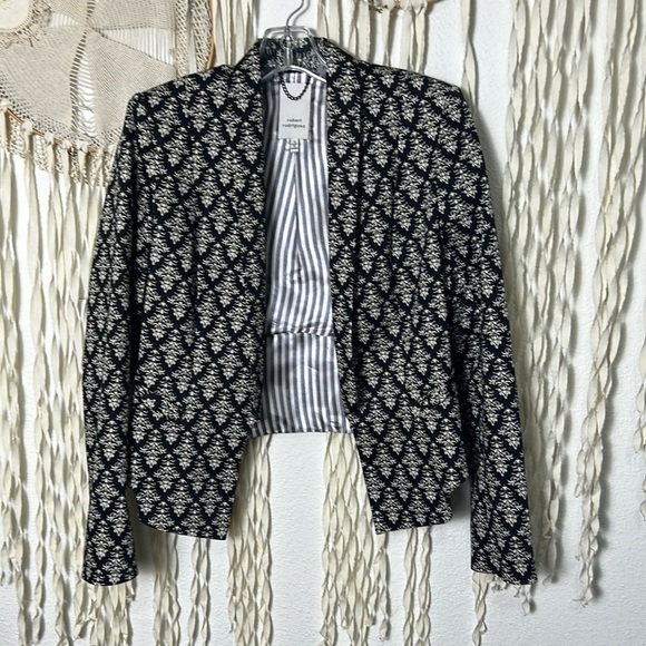 Robert Rodriguez Black and Cream Floral Stamp Tux Inspired Blazer Size 4 - Picture 11 of 12